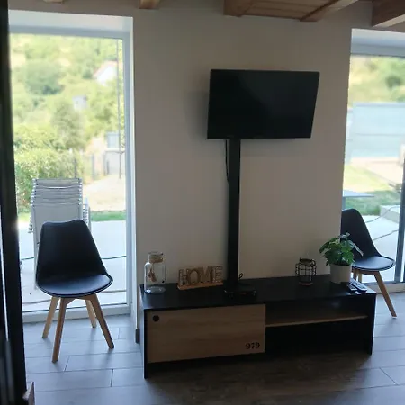 Le Nolan Villa